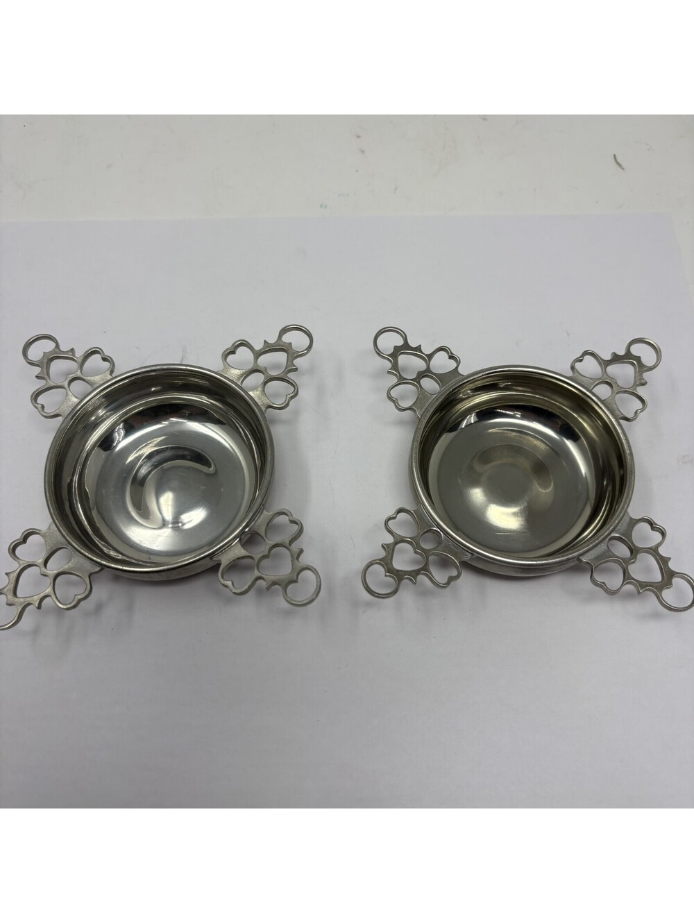Vintage 1990 Helix Pewter Pigeon Forge TN Heart Footed Bowls - Set of 2
